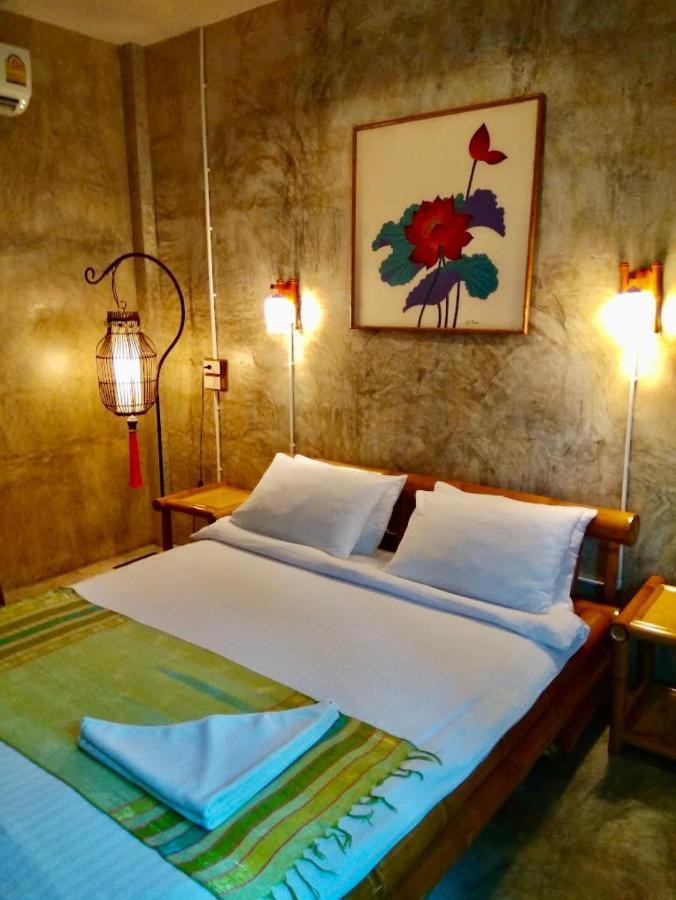 Namaste Resort Sam Roi Yot Exterior photo